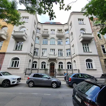 Apartament Kremerowska - grey apartment